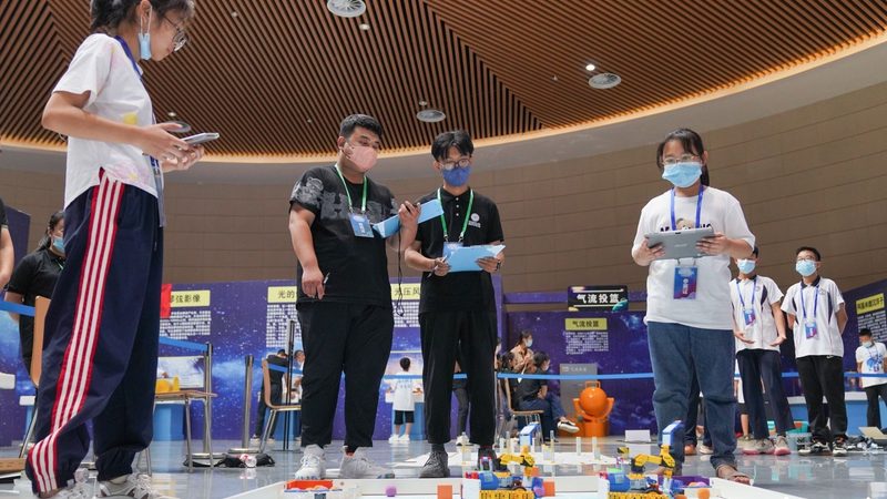 高新技术企业审计报告费用构成及影响因素